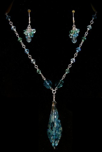 aquamarine silver pendant