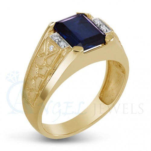 Octagon-cut Sapphire Goden Ring