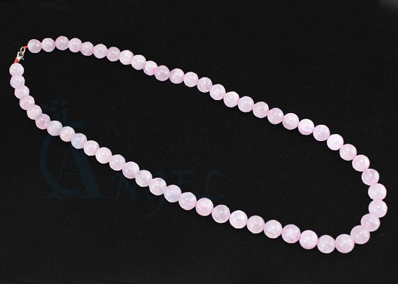 elegant rose quartz beaded necklace