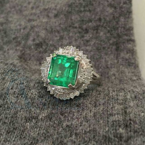 Emerald Gemstone Jewelry