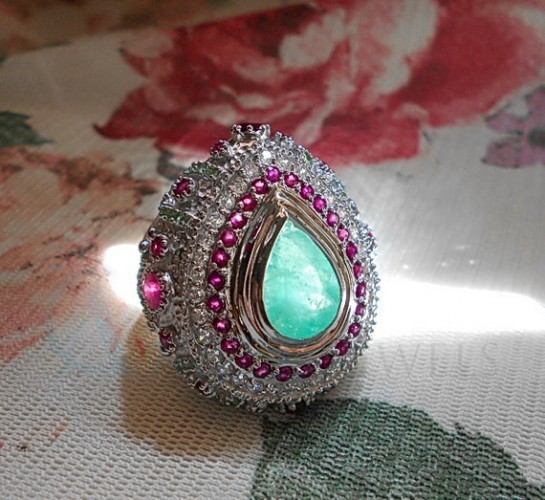 emerald gemstone ring