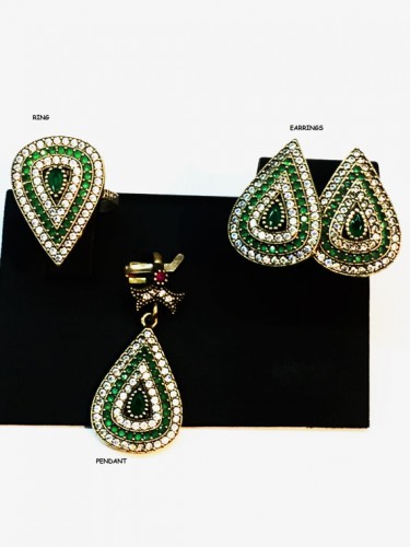 emerald jewellery set