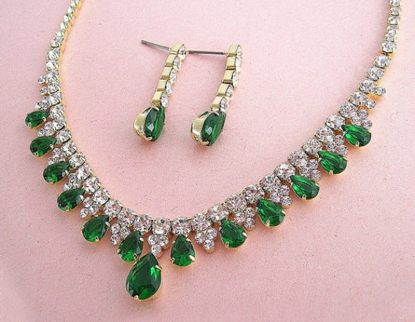 emerald jewellery set