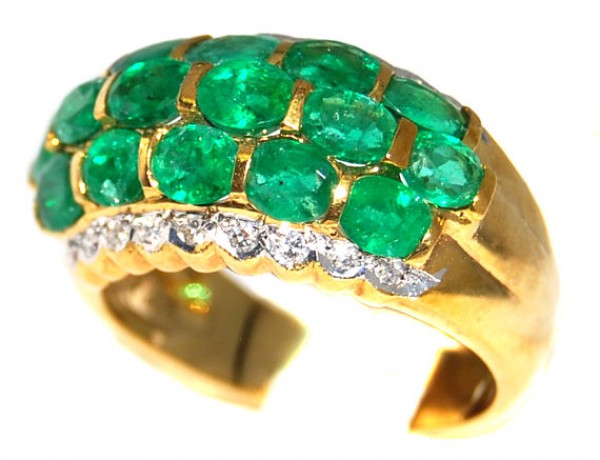 emerald ring with diamond