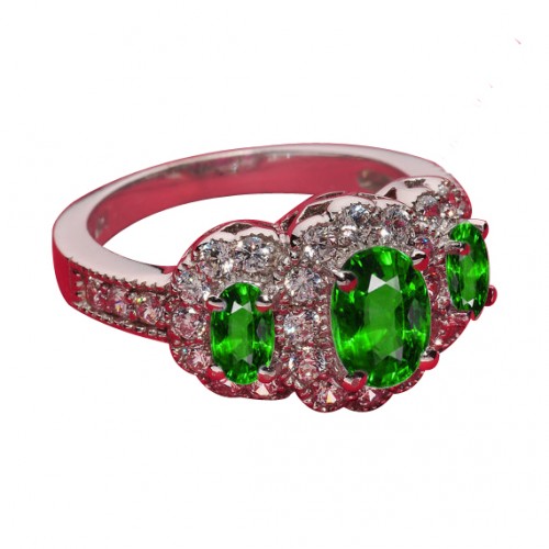 emerald ring with diamond