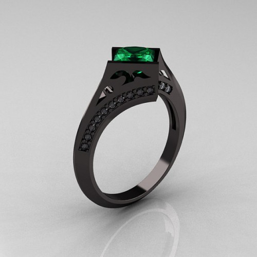 Emerald Ring With Diamonds