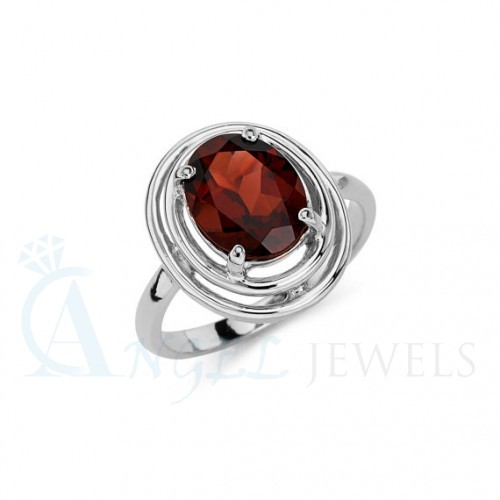 garnet rings