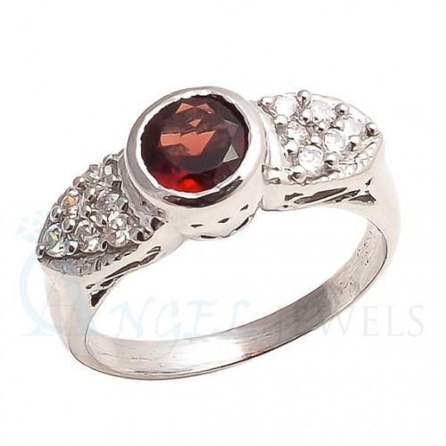 garnet rings