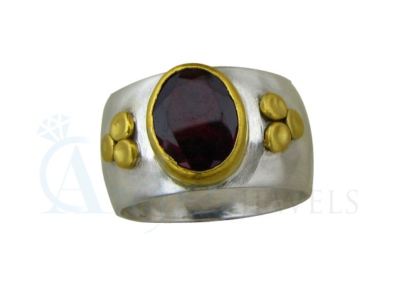 garnet rings