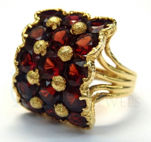 garnet rings