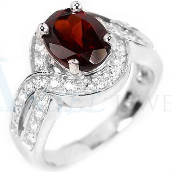 garnet rings