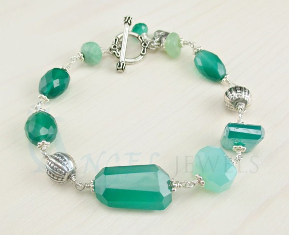 gemstone emerald jewellery