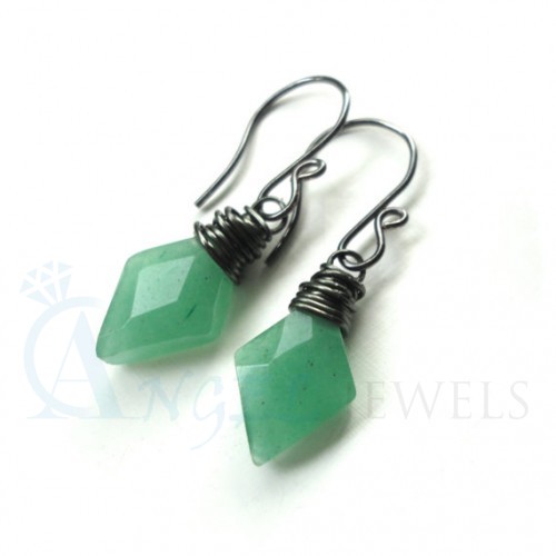 gemstone emerald jewellery