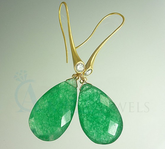 gemstone emerald jewellery