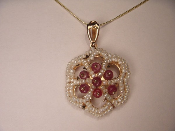 gemstone ruby jewellery