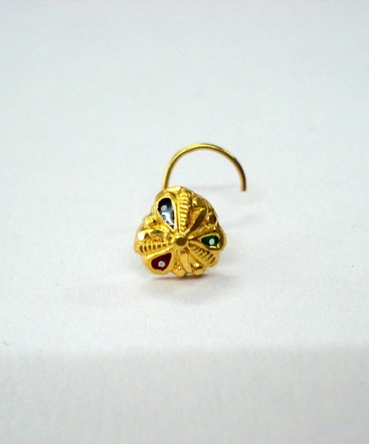 gold nose pin