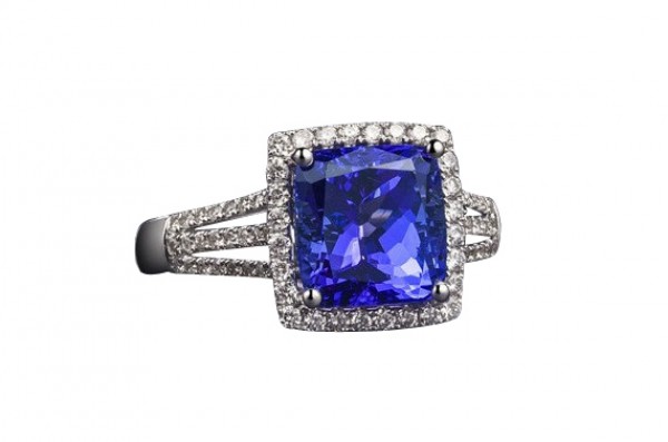 Tanzanite Diamond Rings